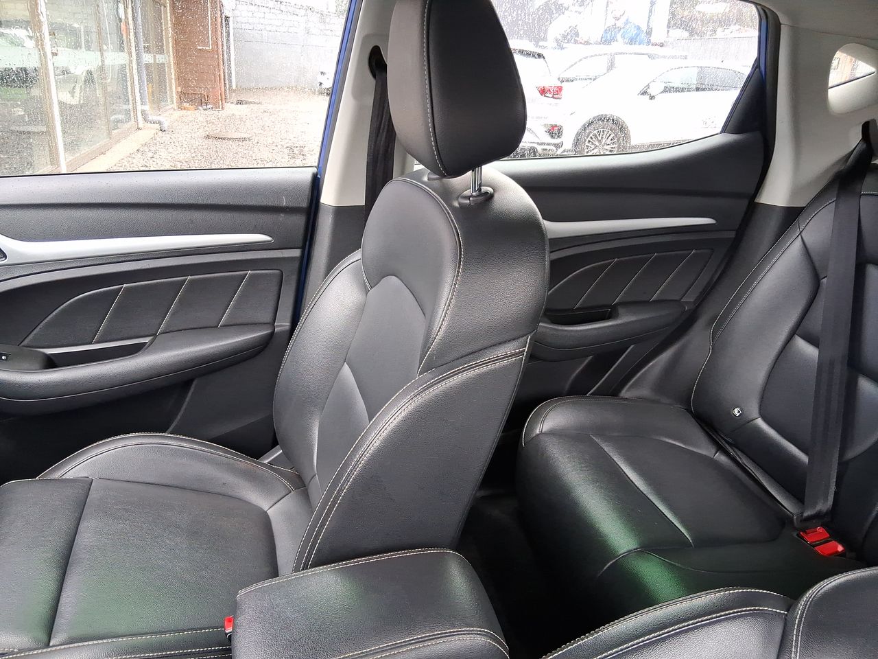 MG Zs — foto 2 de 28