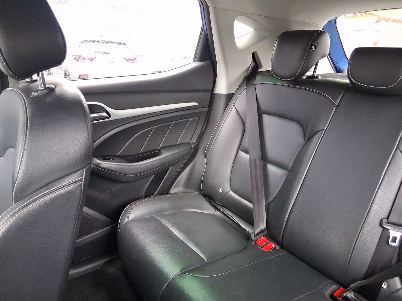MG Zs — foto 3 de 28
