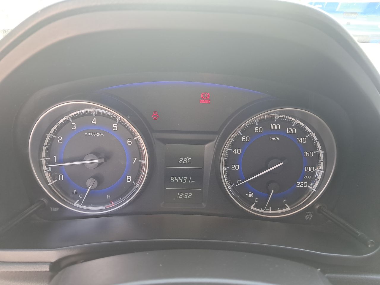 SUZUKI - 26