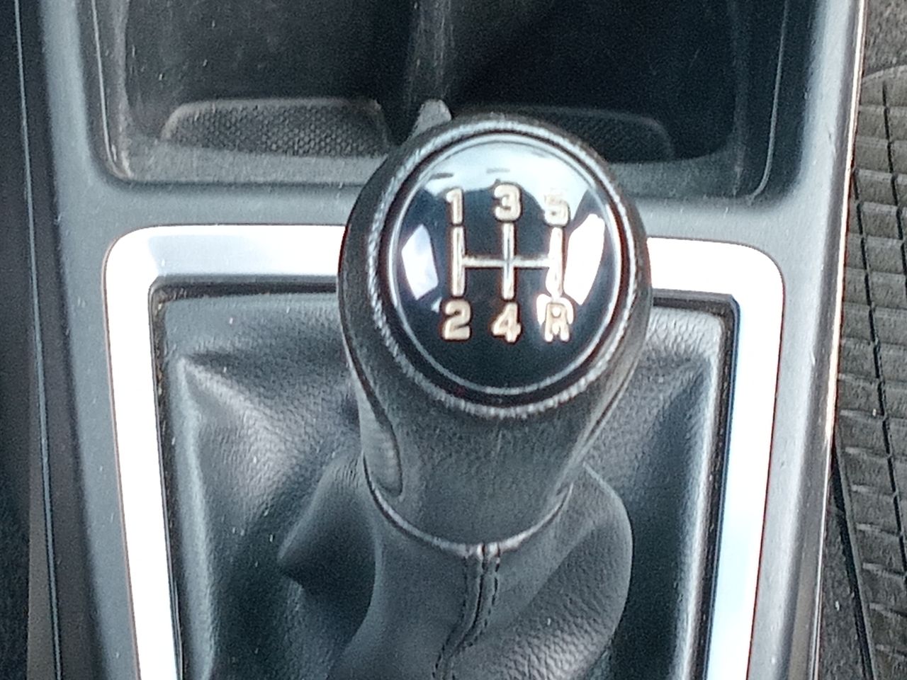 SUZUKI - 28