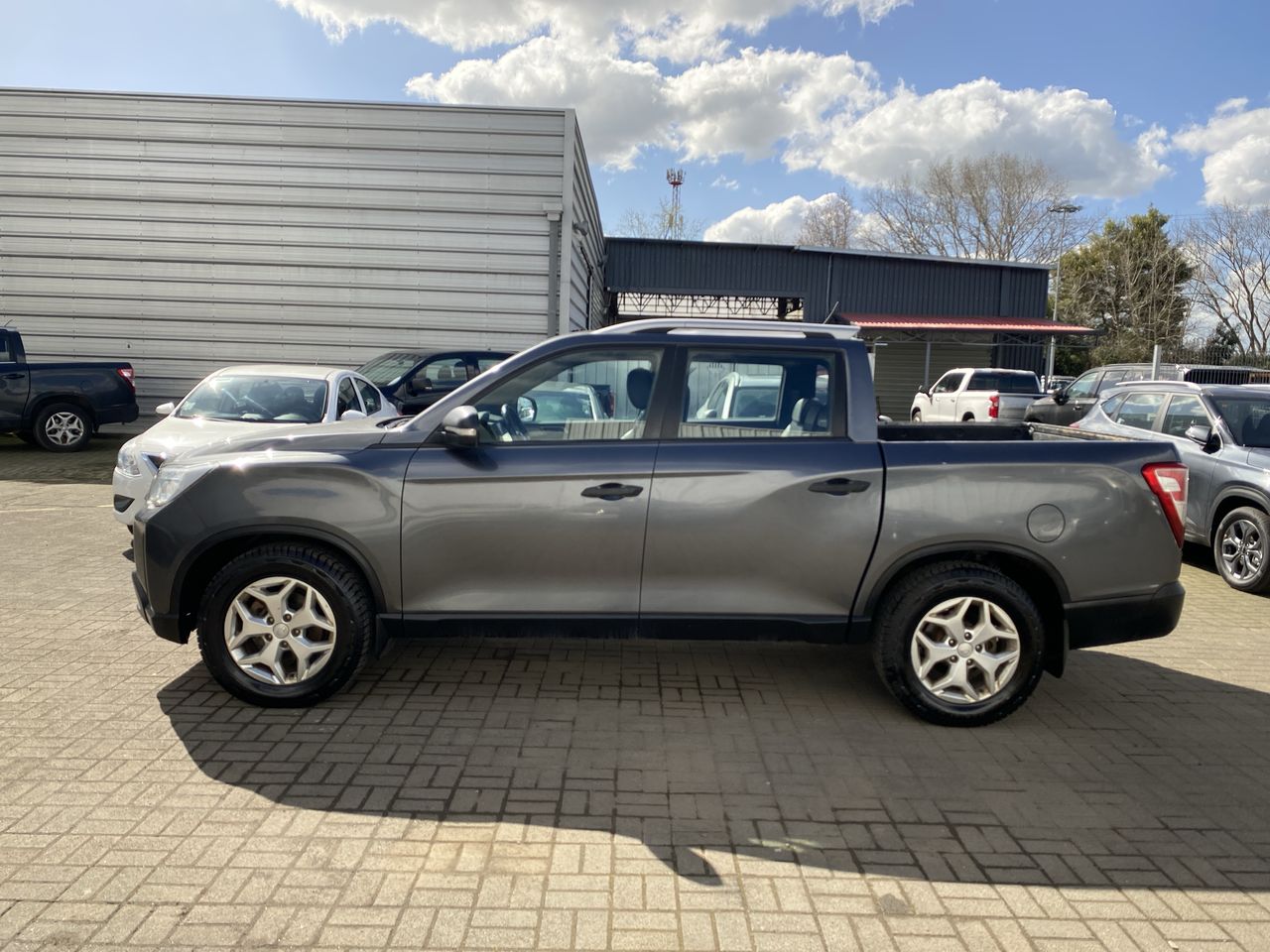 SSANGYONG - 4