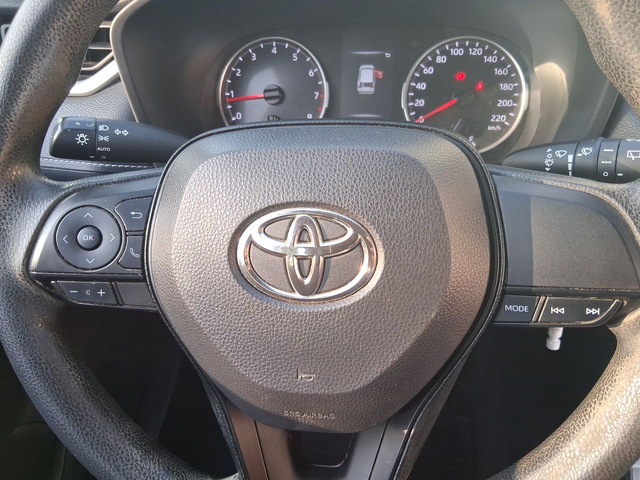 TOYOTA - 27