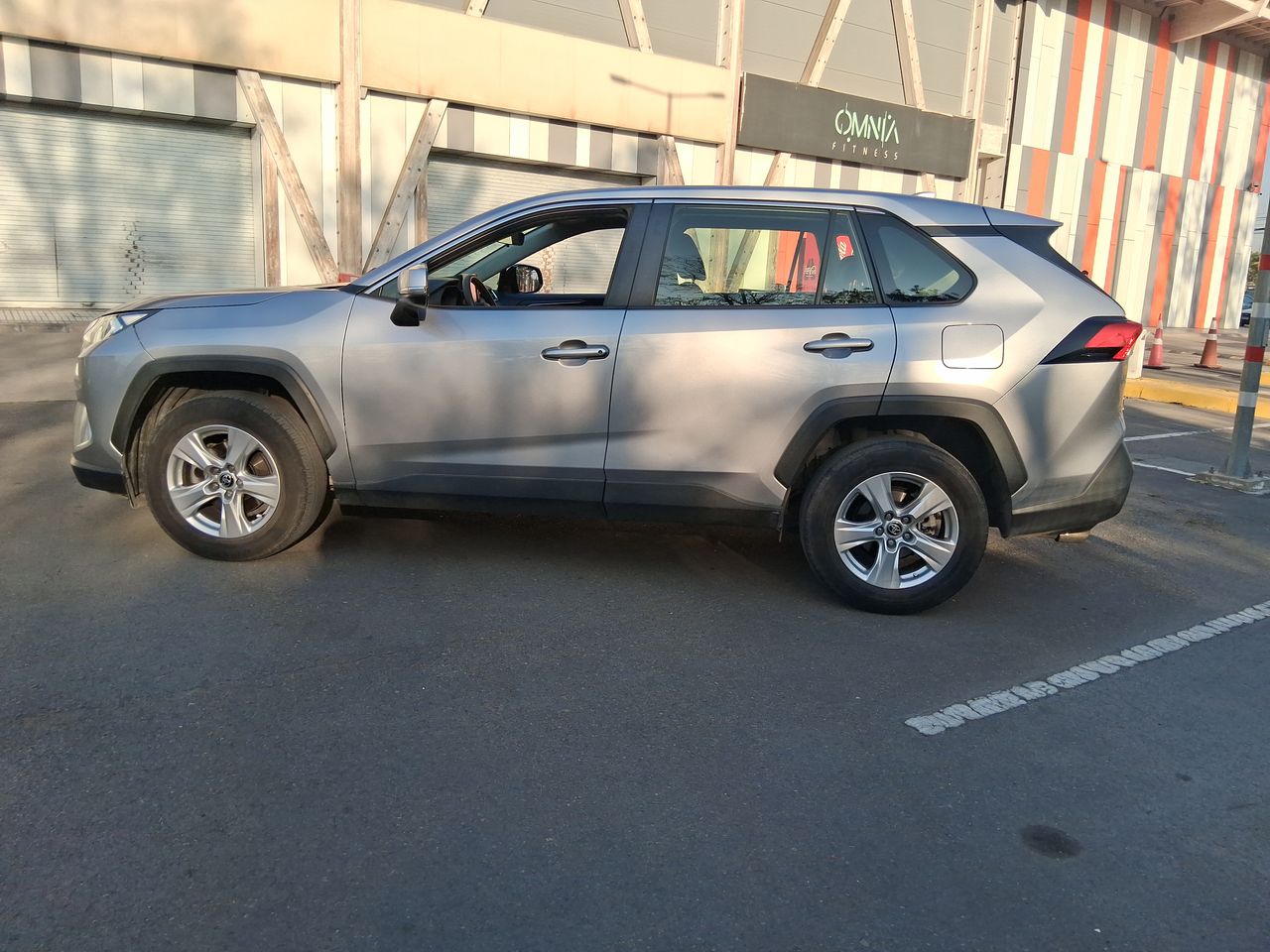 TOYOTA - 4