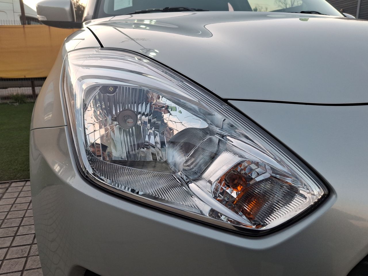 SUZUKI - 18
