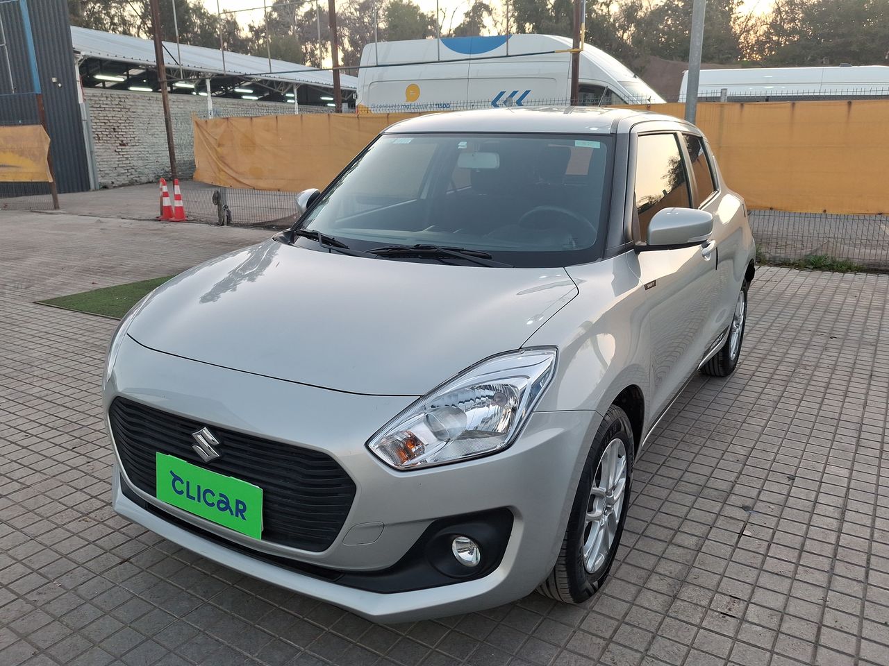 SUZUKI - 3