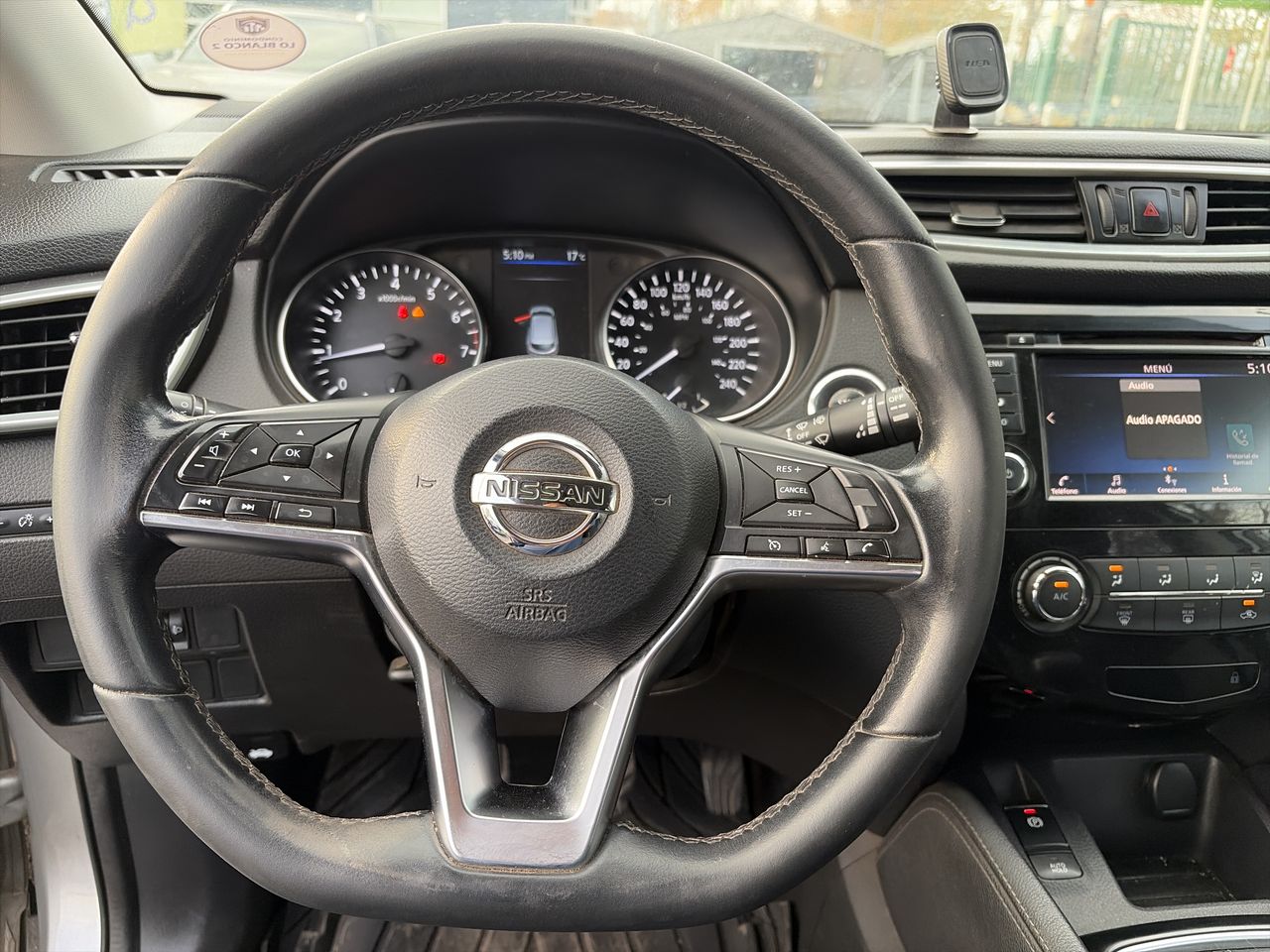 NISSAN - 14