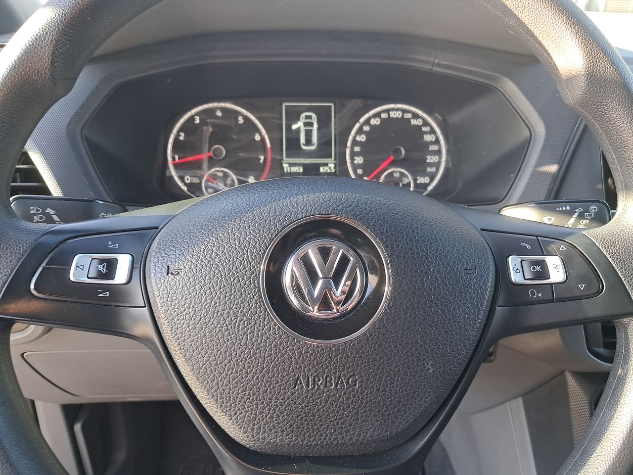 VOLKSWAGEN - 25