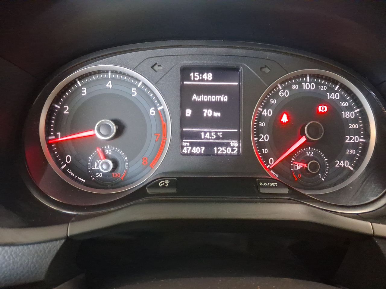 VOLKSWAGEN - 19
