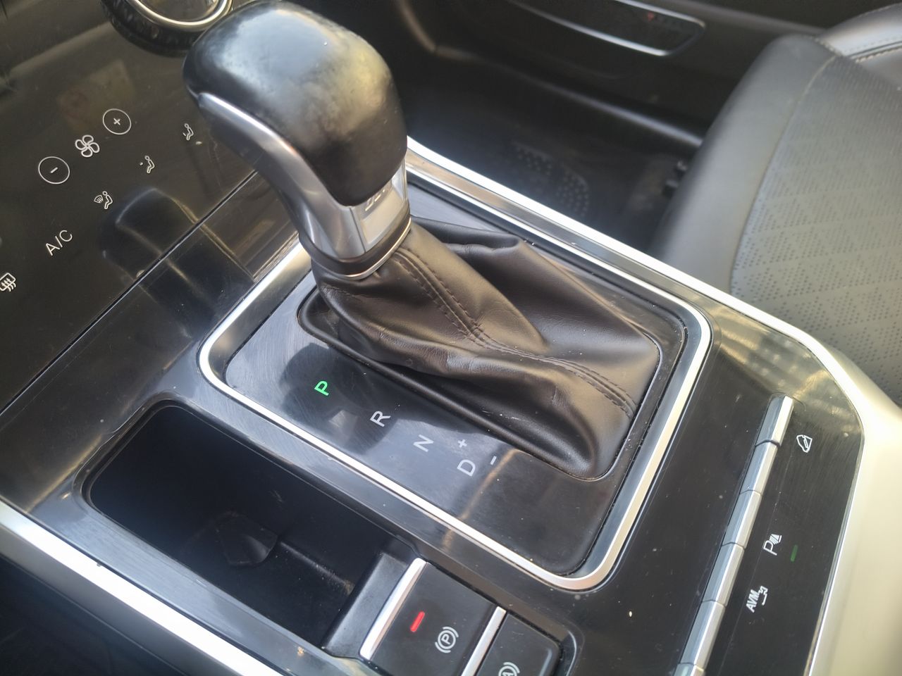 Chery Tiggo 8 — foto 21 de 23