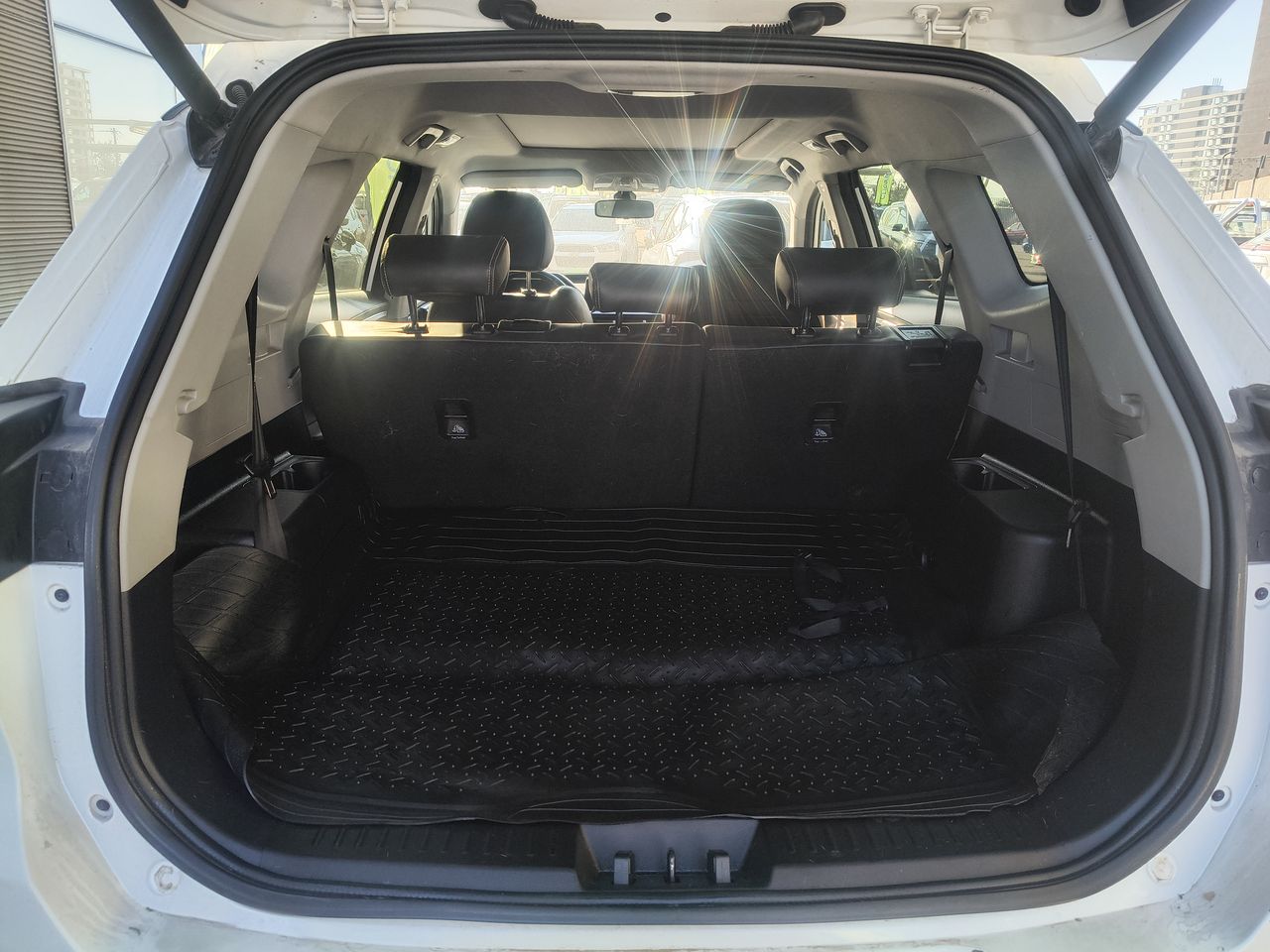 Chery Tiggo 8 — foto 14 de 23