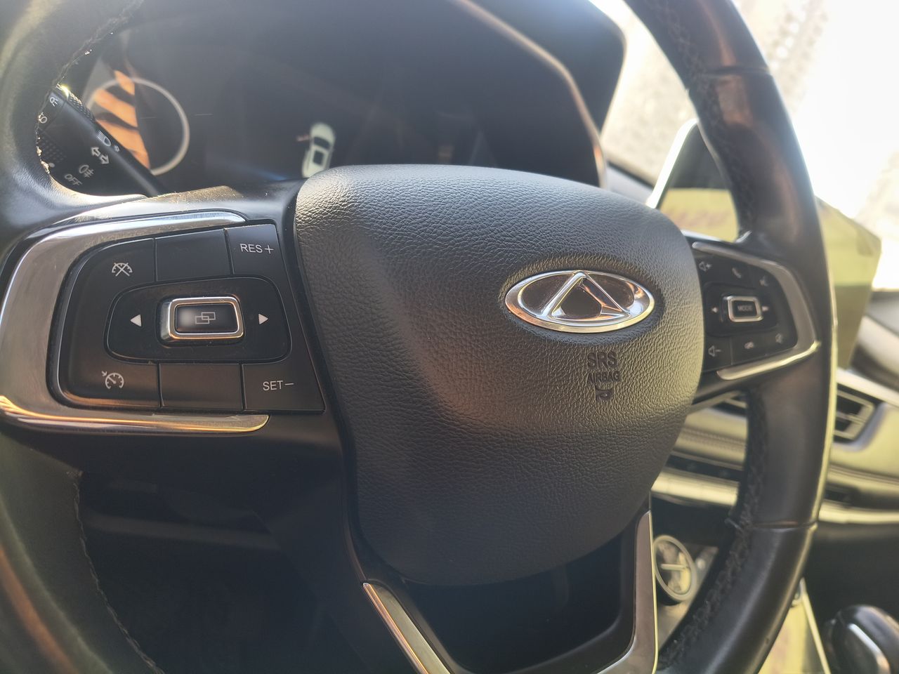 Chery Tiggo 8 — foto 16 de 23