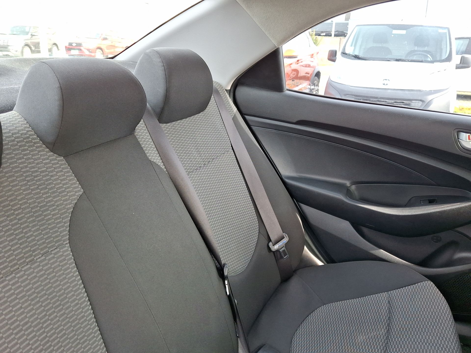 HYUNDAI - 14