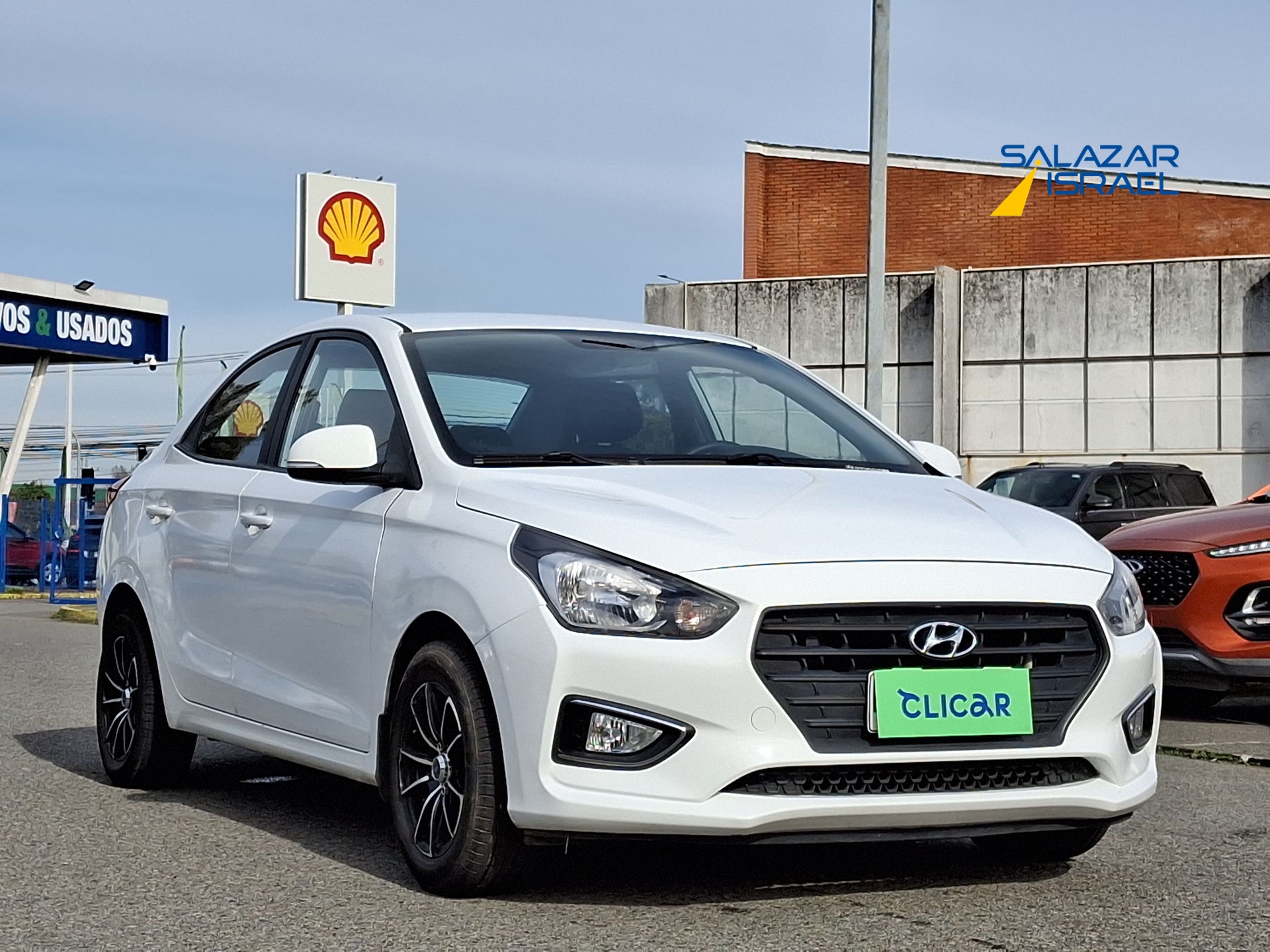 HYUNDAI