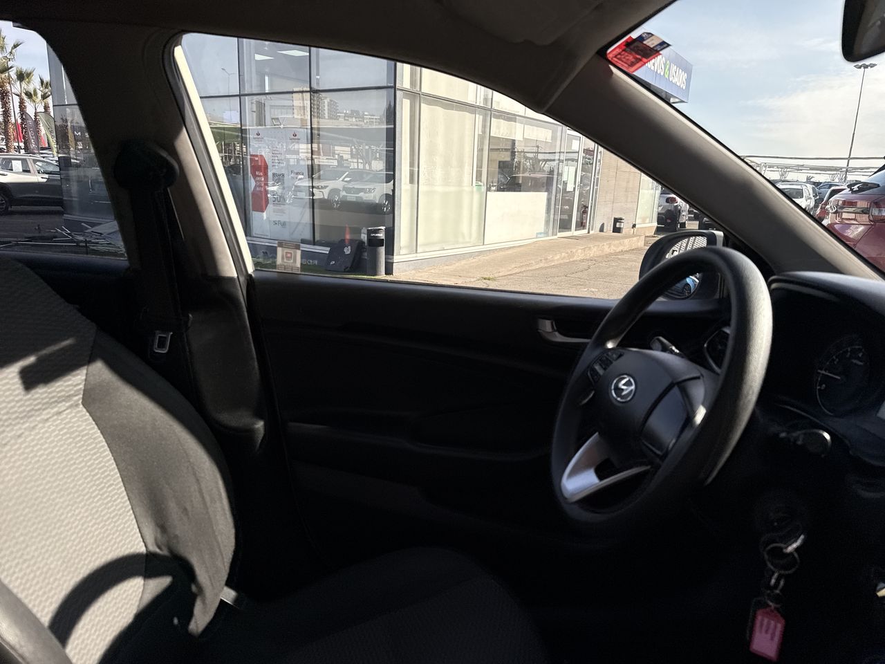 HYUNDAI - 8