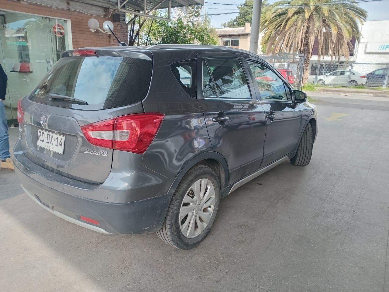 SUZUKI - 4