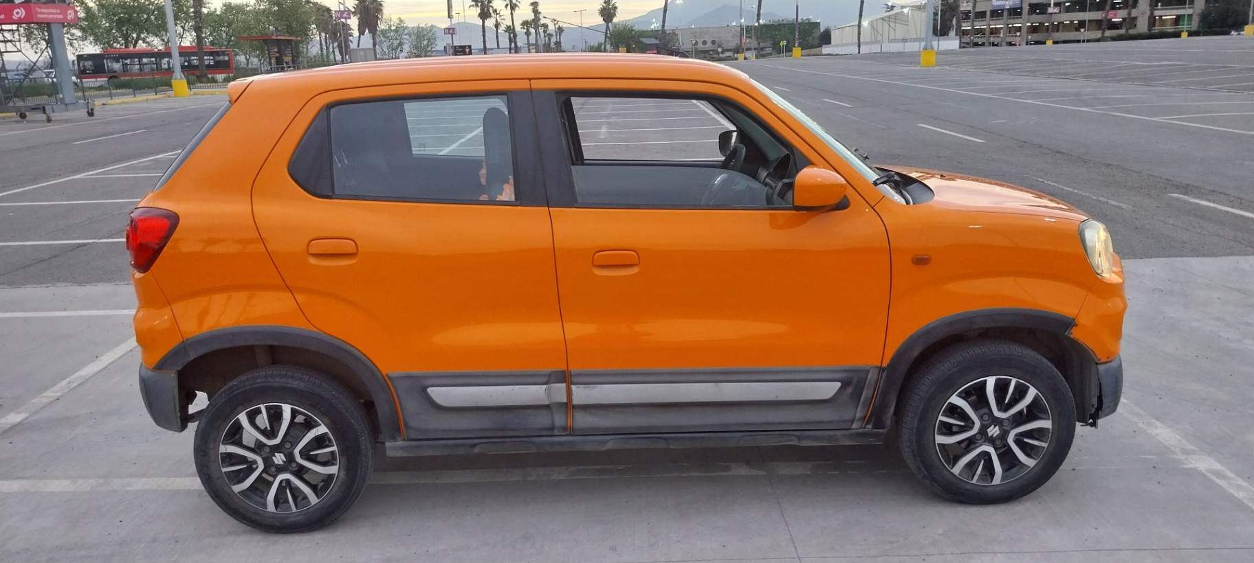 SUZUKI - 3