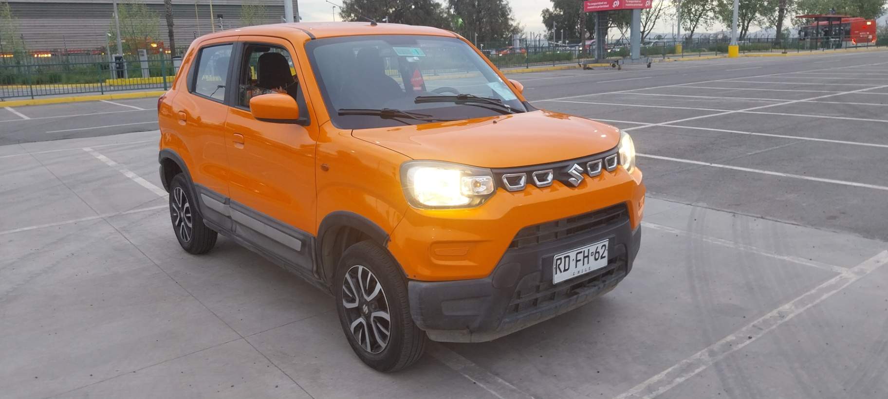 SUZUKI