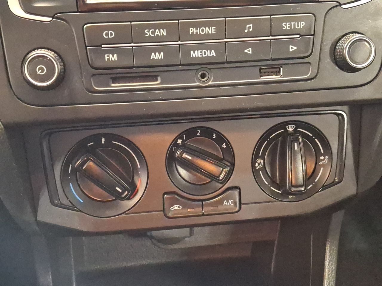 VOLKSWAGEN - 20