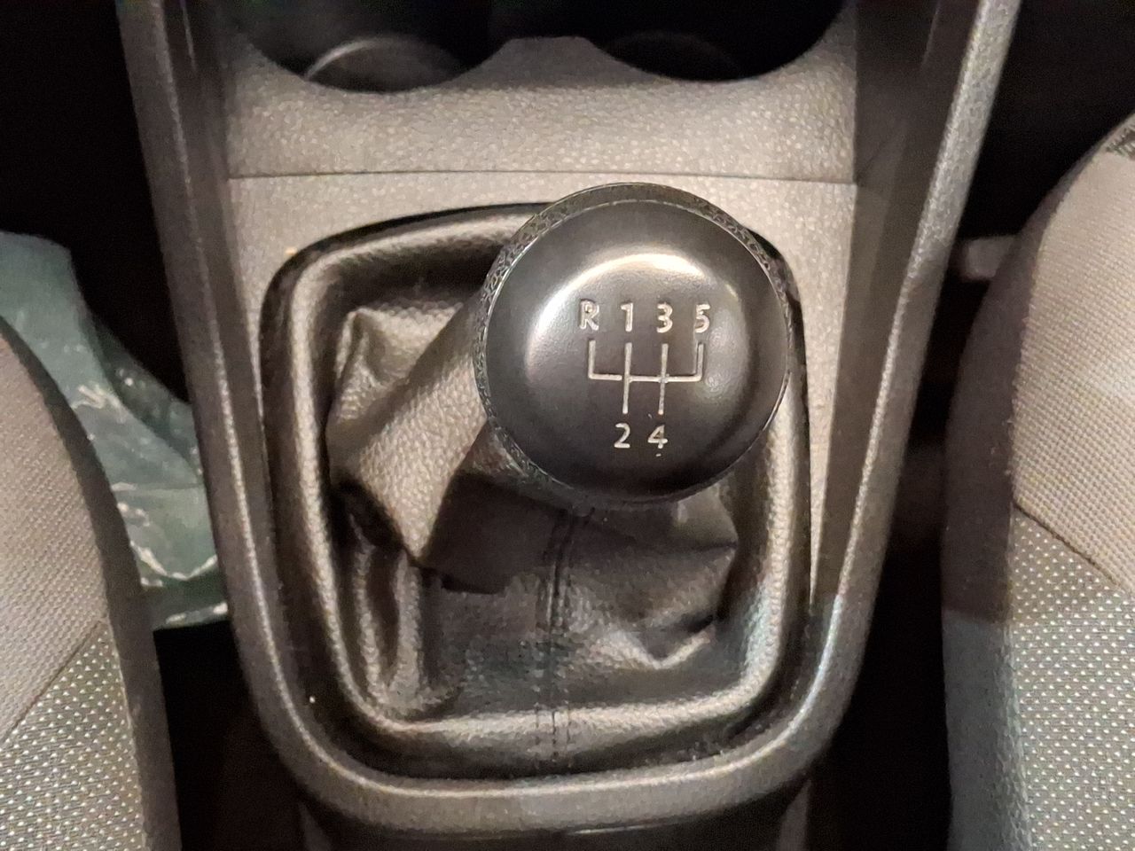 VOLKSWAGEN - 21