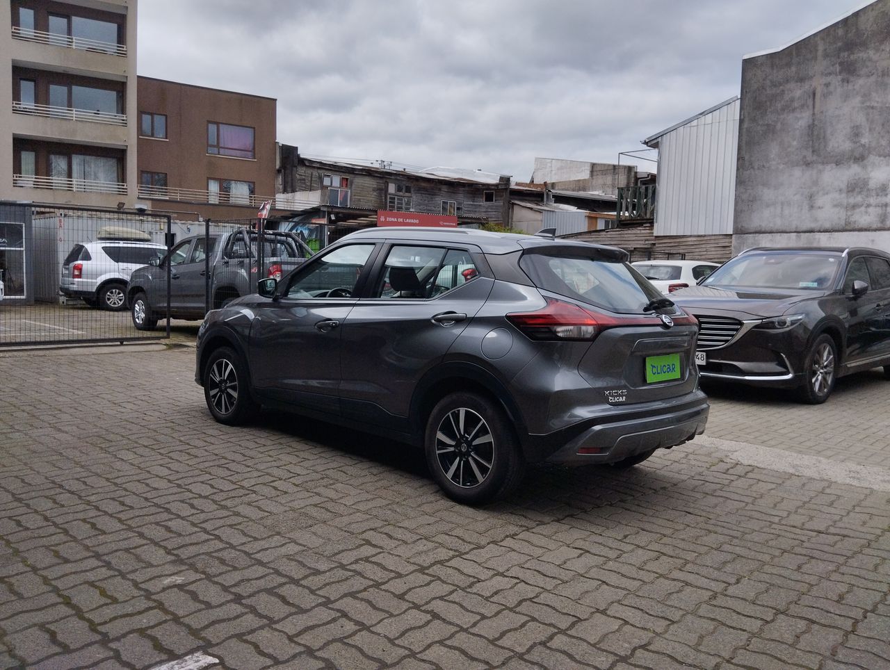 NISSAN - 7