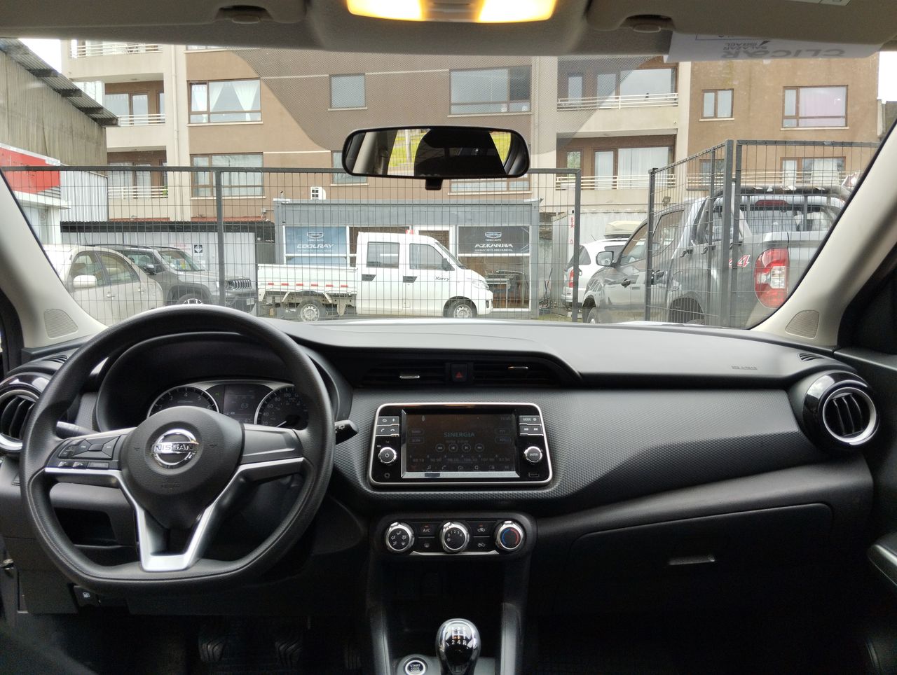 NISSAN - 9