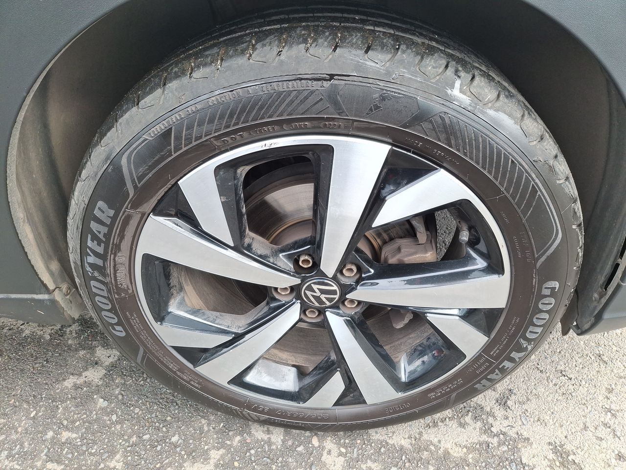 VOLKSWAGEN - 9