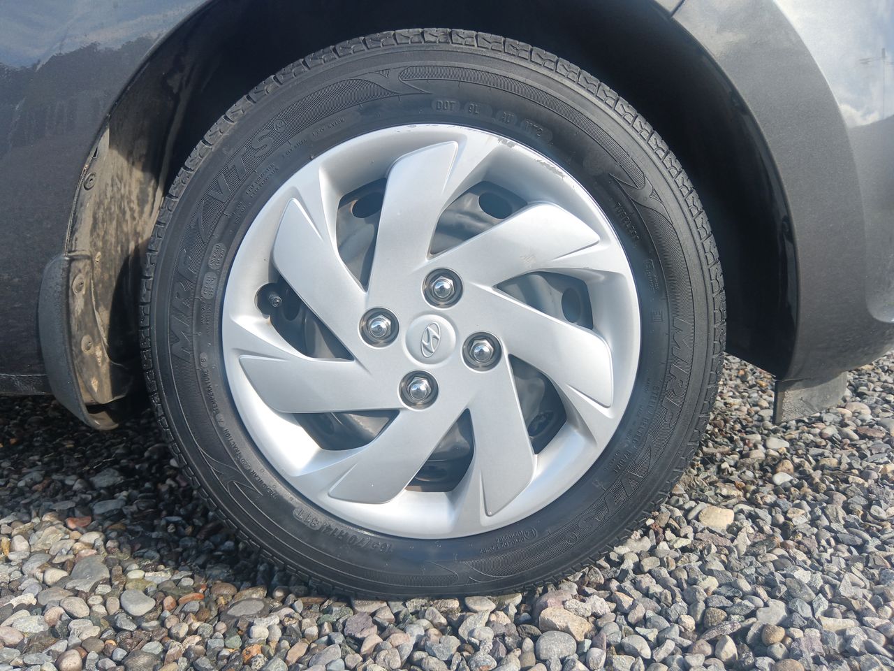 HYUNDAI - 17