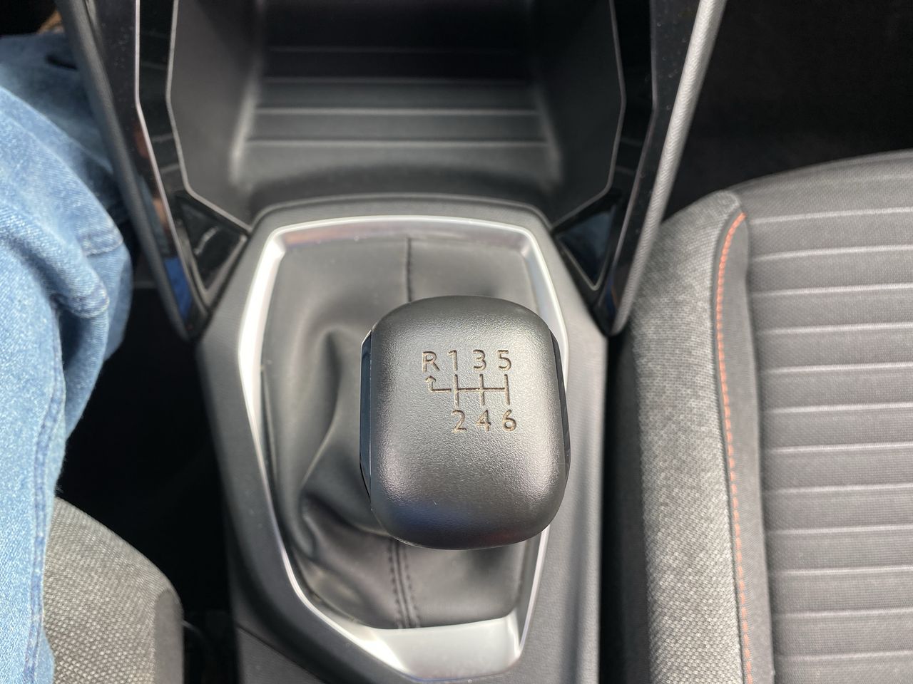PEUGEOT - 30