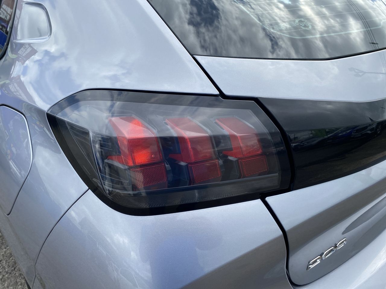 PEUGEOT - 20