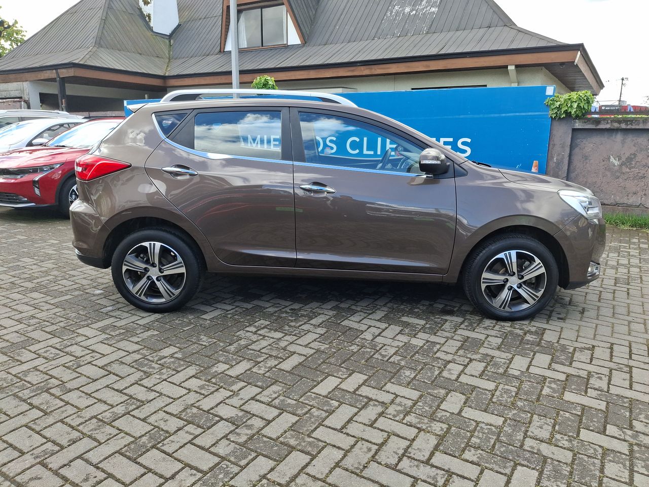 JAC - 8