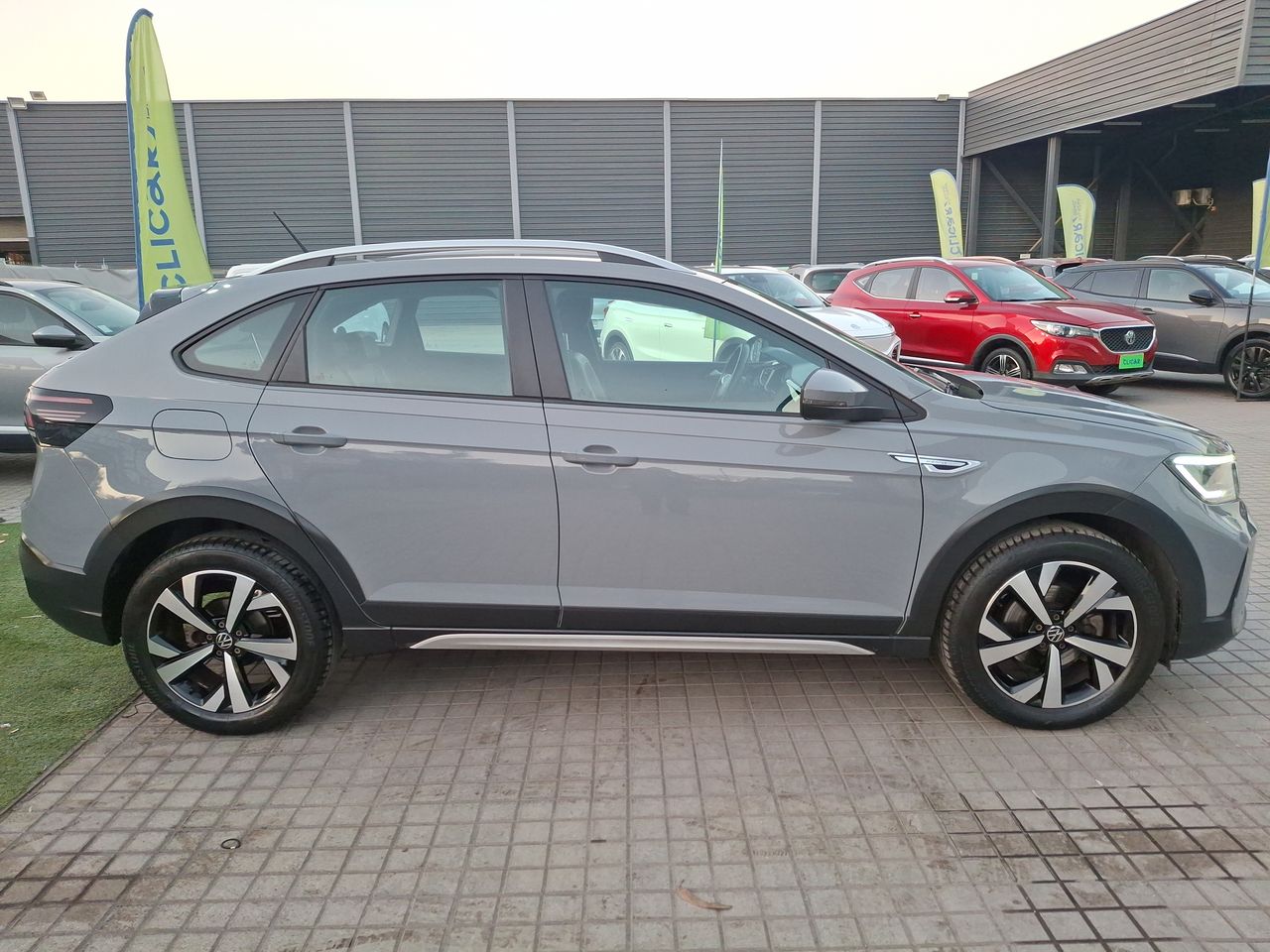 VOLKSWAGEN - 8