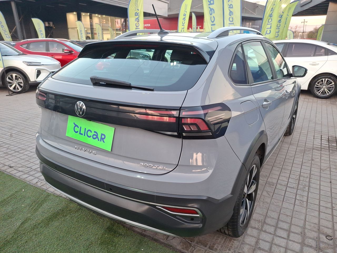 VOLKSWAGEN - 7