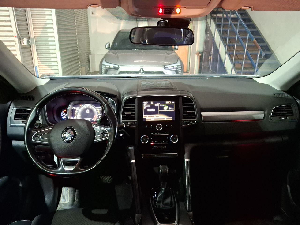 Renault Koleos — foto 24 de 27