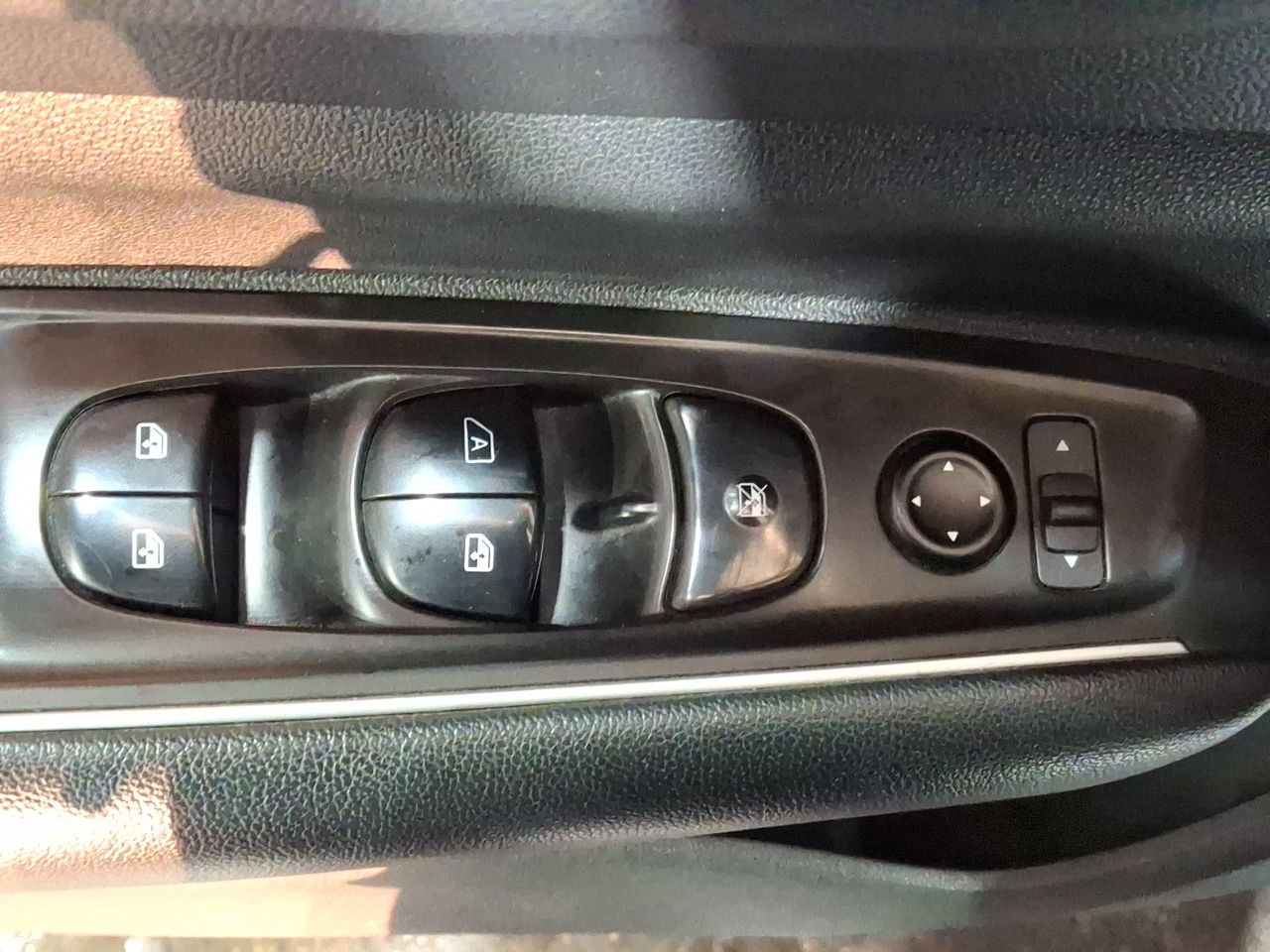 Renault Koleos — foto 15 de 27