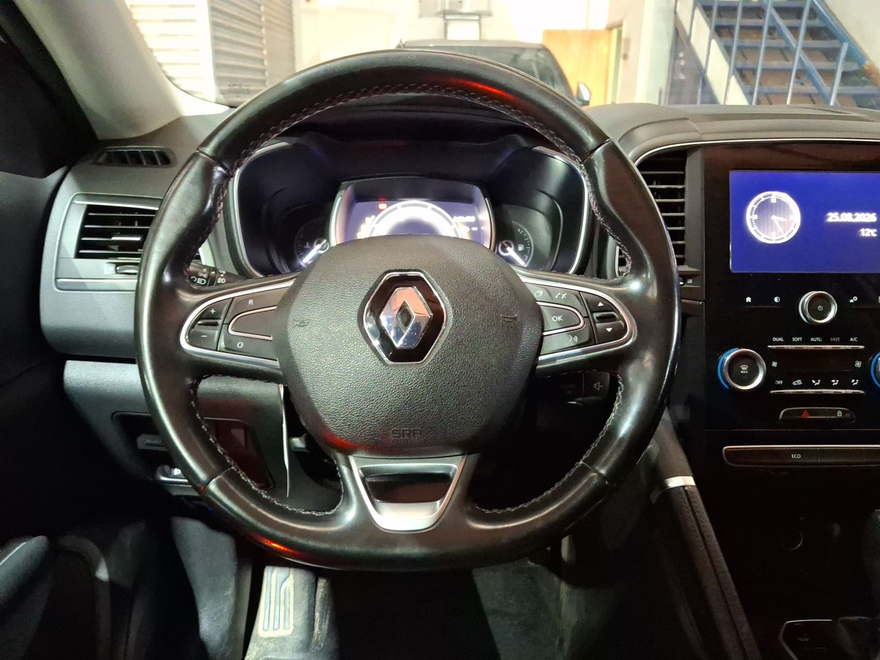 Renault Koleos — foto 17 de 27