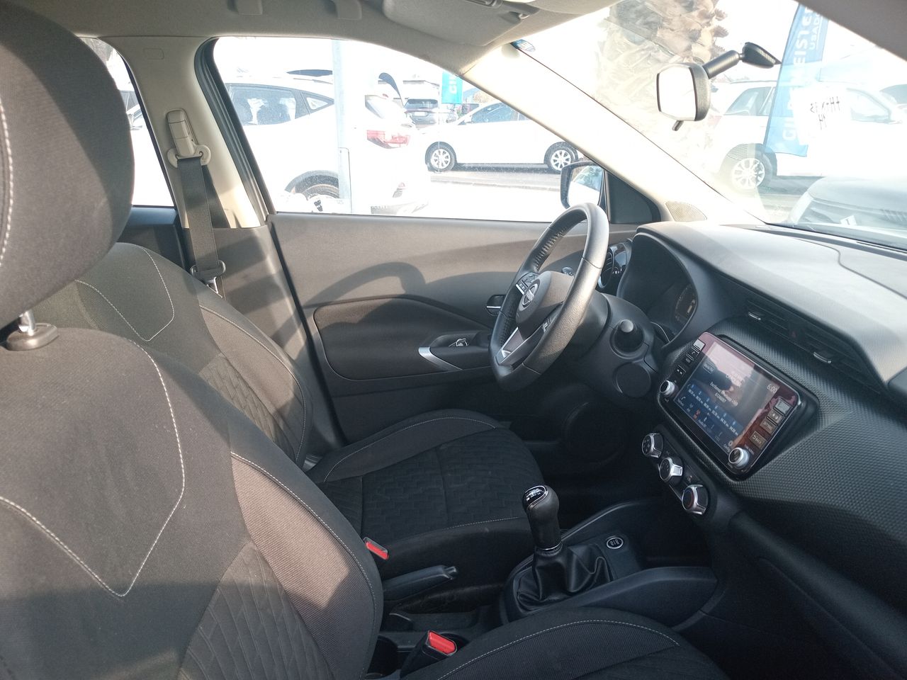 NISSAN - 6