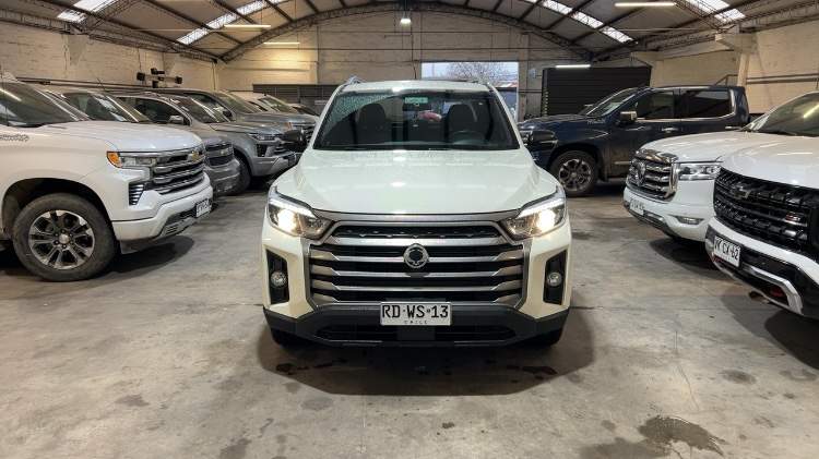 SSANGYONG - 1