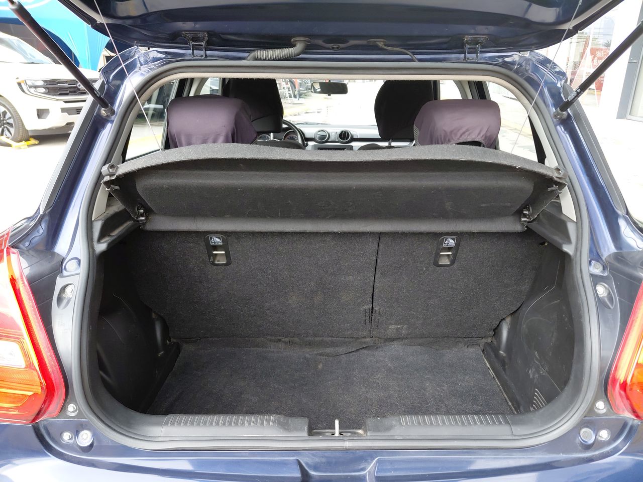 Maxus T60 — foto 14 de 25
