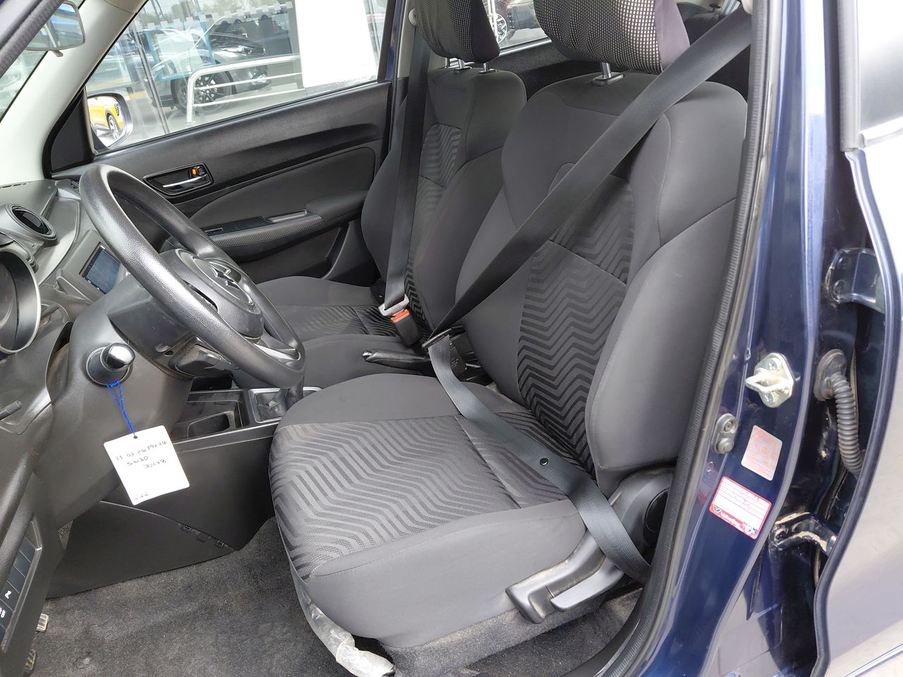 Maxus T60 — foto 16 de 25