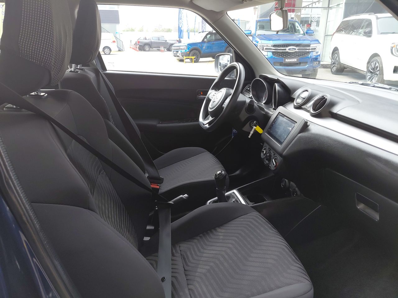 Maxus T60 — foto 9 de 25