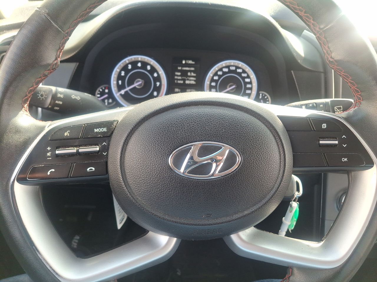HYUNDAI - 24