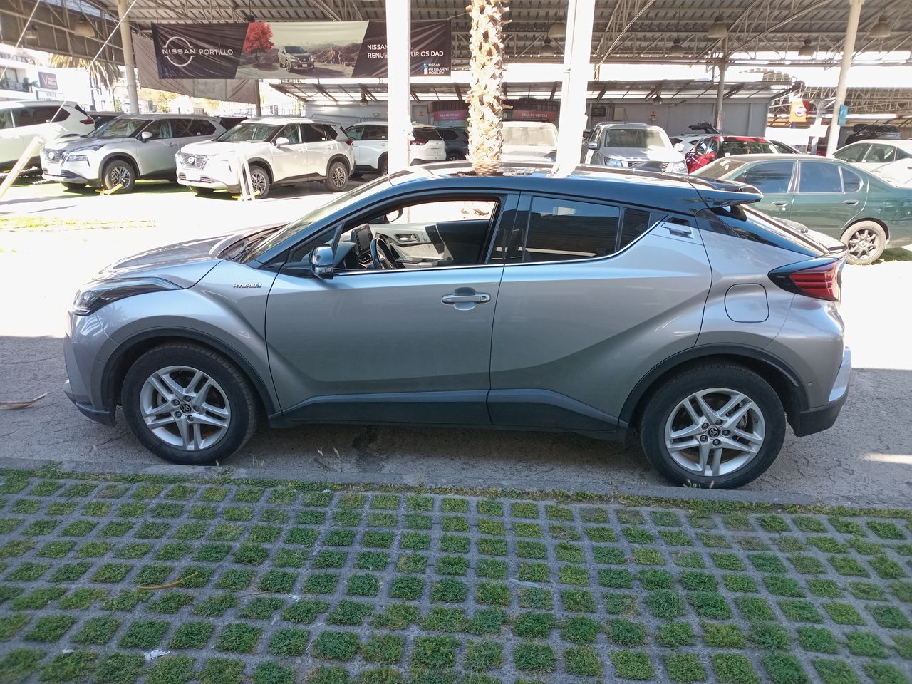 TOYOTA - 4