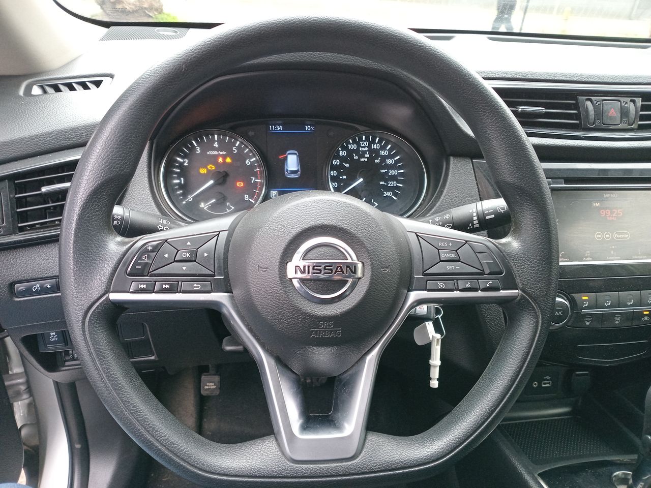 NISSAN - 24