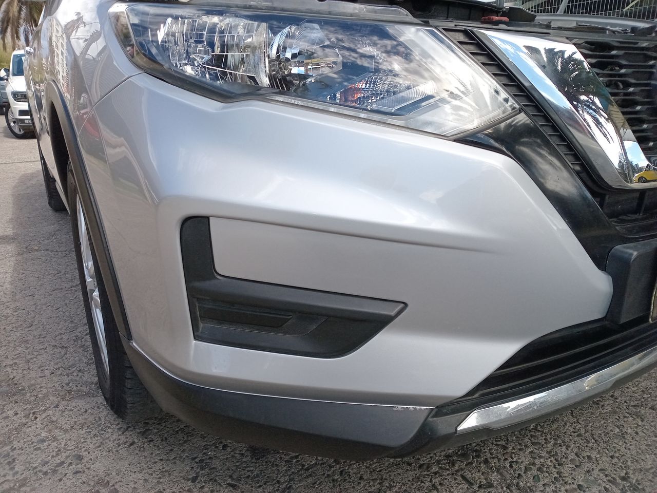NISSAN - 18