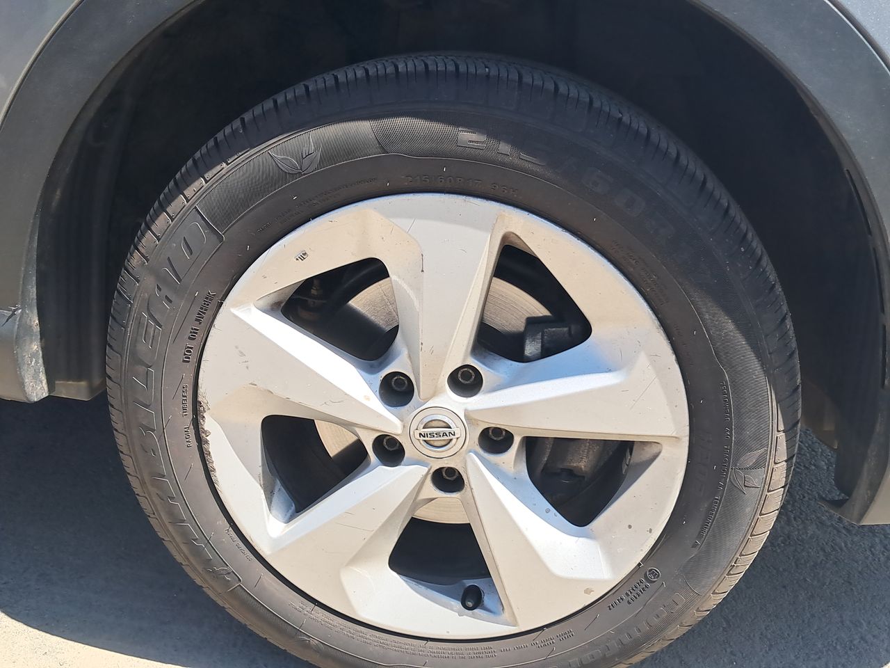 NISSAN - 16