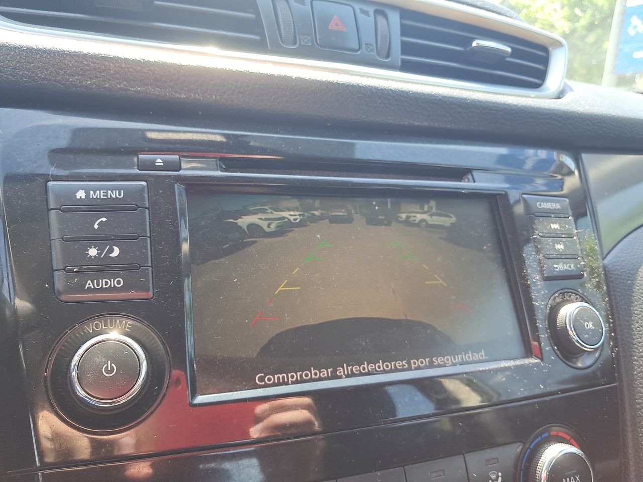 NISSAN - 27