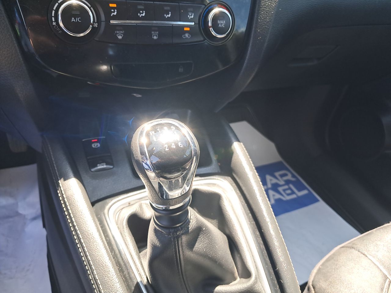 NISSAN - 29