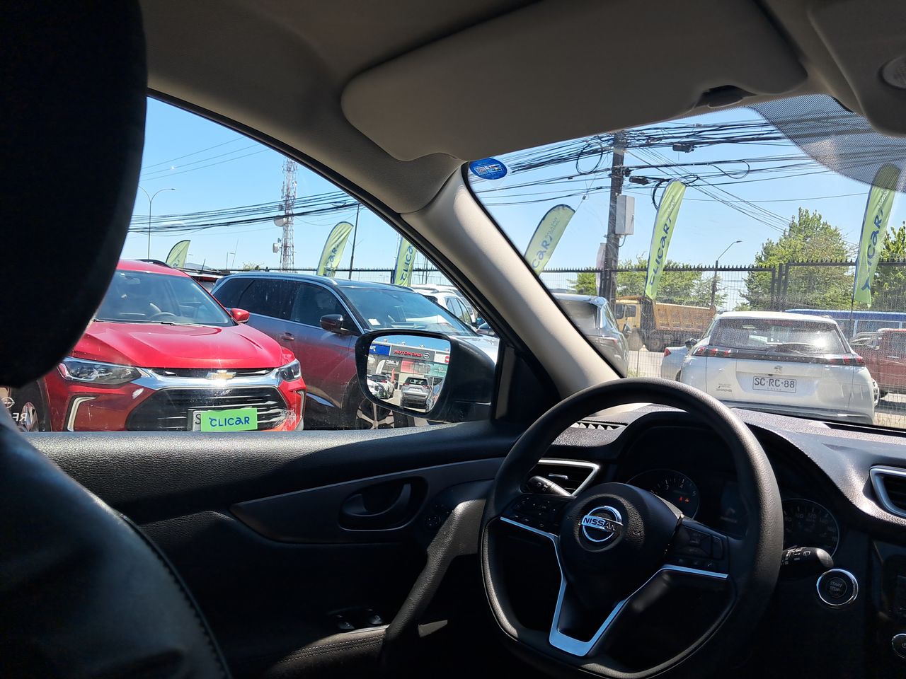 NISSAN - 15