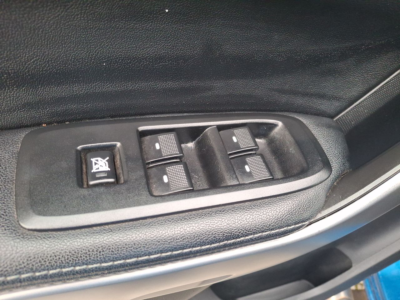 Ford Ranger — foto 15 de 28