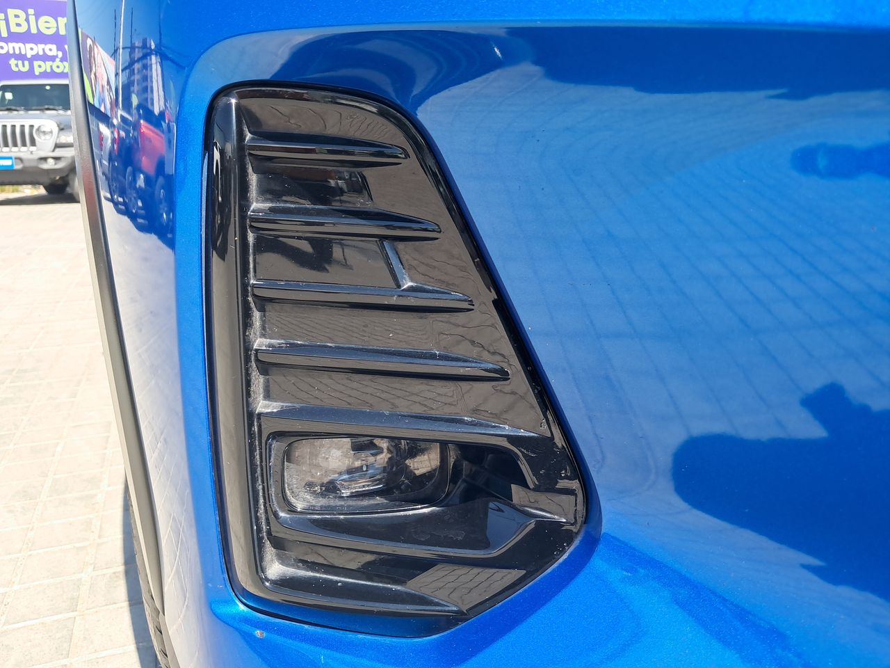 NISSAN - 19